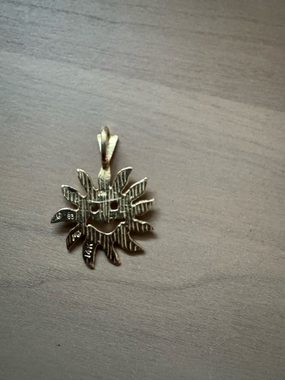 14k Gold Sunburst Smiley Pendant - Picture 2 of 4